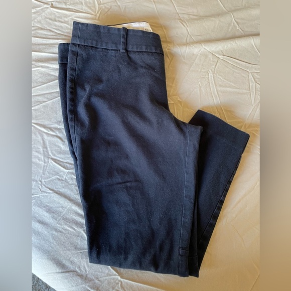 J.Crew Navy size 8 Stretch cropped trousers side zipper good used condition - Picture 1 of 4